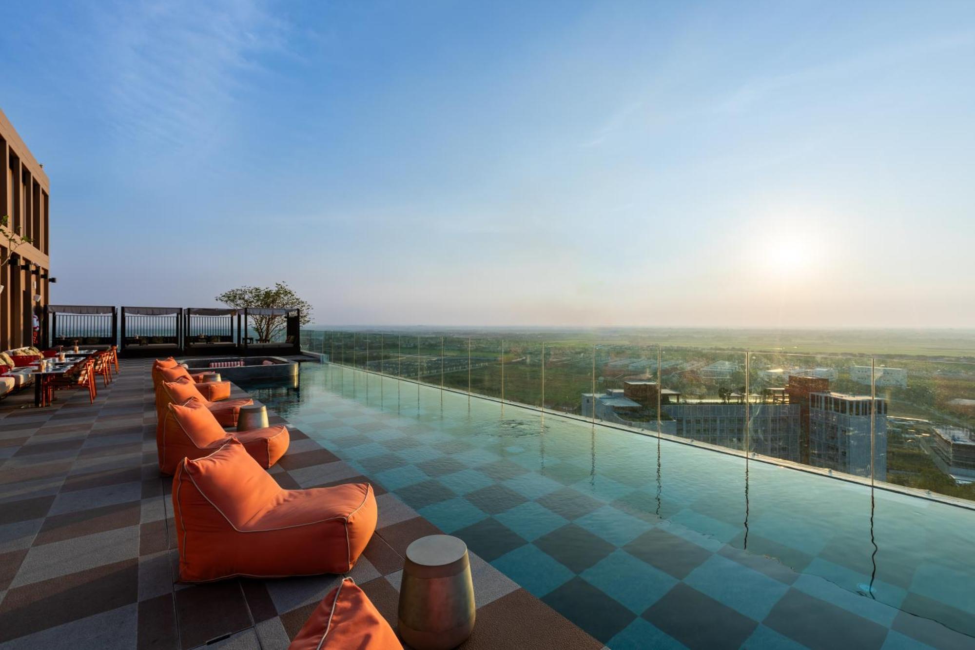 Centara Ayutthaya Hotel Bagian luar foto